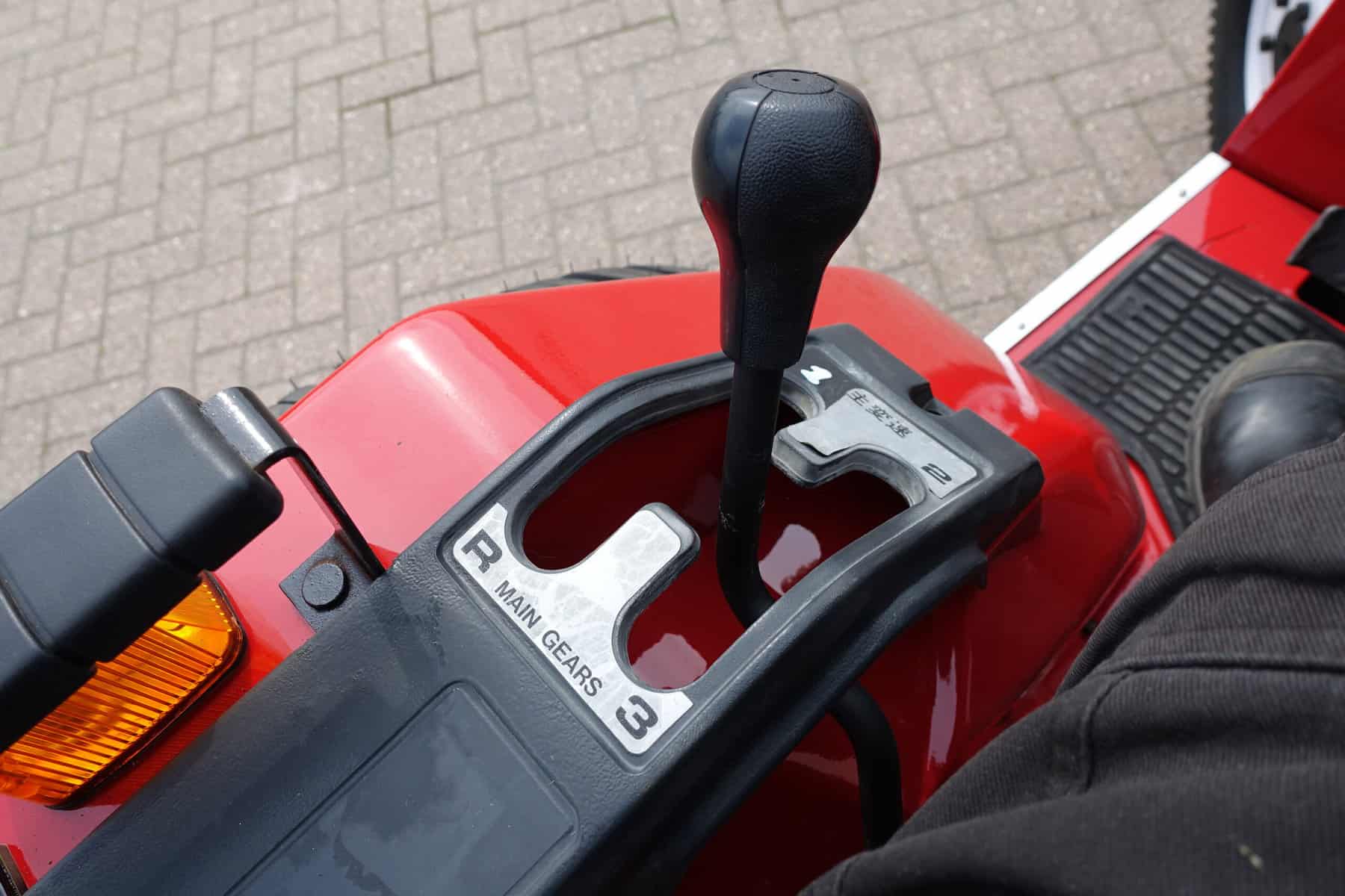 Mitsubishi MT18 4wd - Afbeelding 11