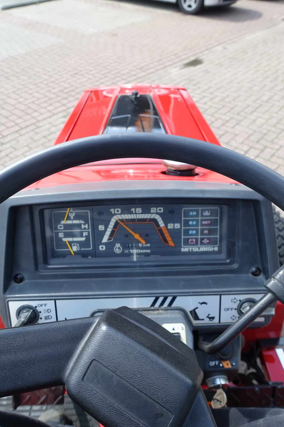 Mitsubishi MT18 4wd - Afbeelding 11