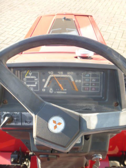 Mitsubishi MT18 4wd - Afbeelding 11