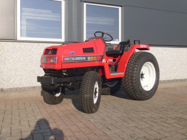 Mitsubishi MT18 4wd - Afbeelding 18