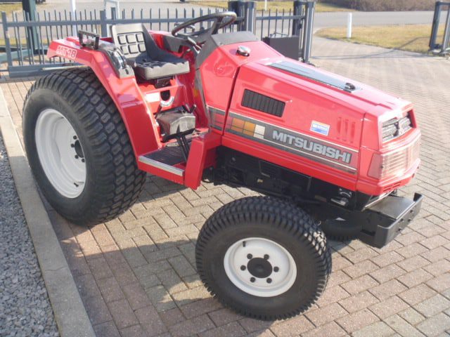 Mitsubishi MT18 4wd - Afbeelding 2
