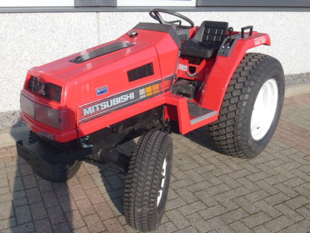Mitsubishi MT18 4wd - Afbeelding 3
