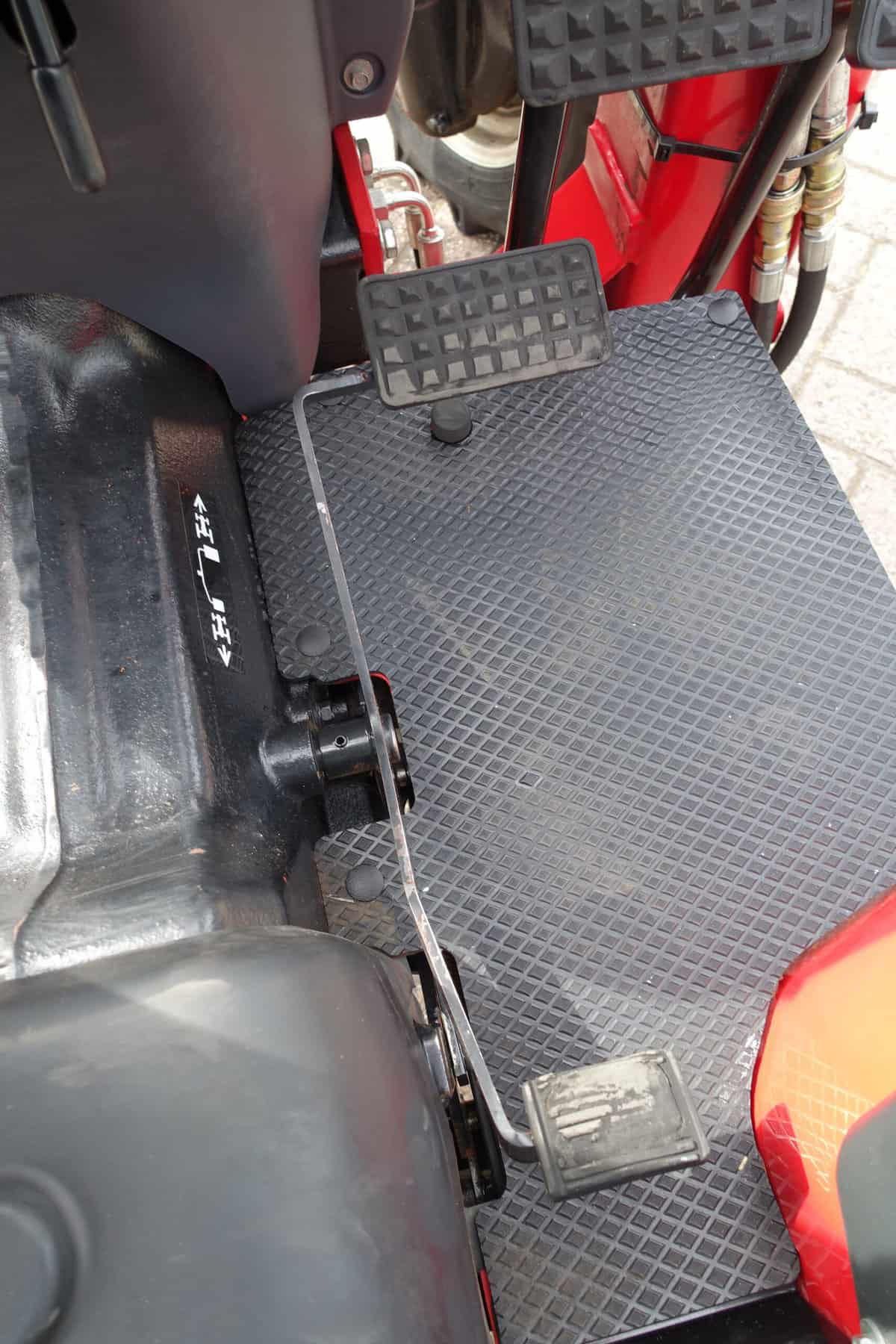 Mitsubishi MT1800 4wd HST - Afbeelding 15