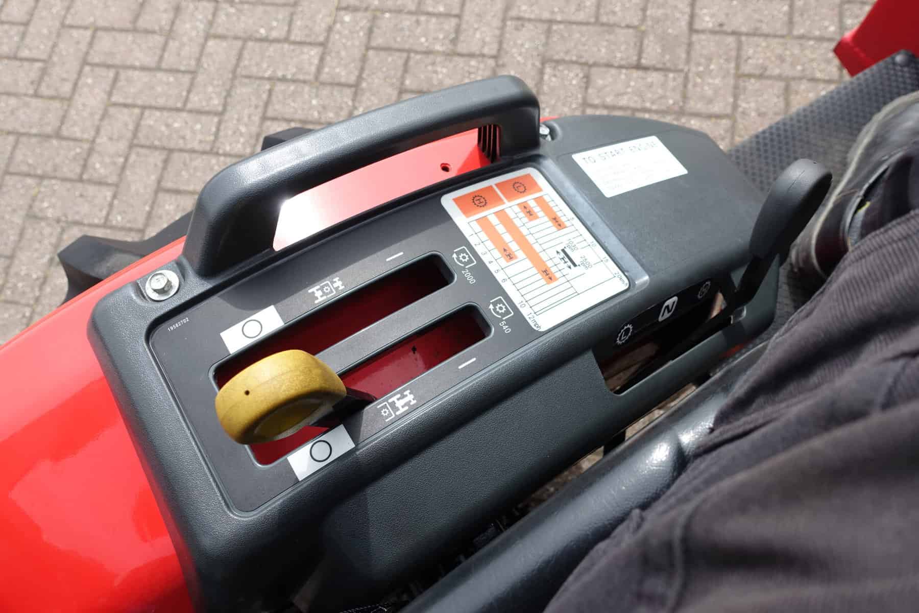 Mitsubishi MT1800 4wd HST - Afbeelding 17