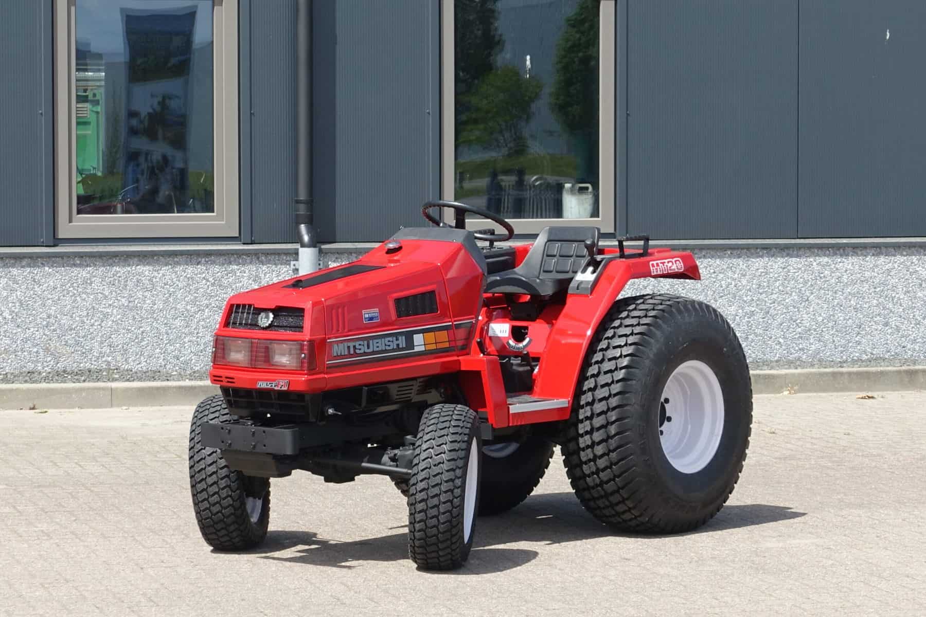 Mitsubishi MT20 4wd