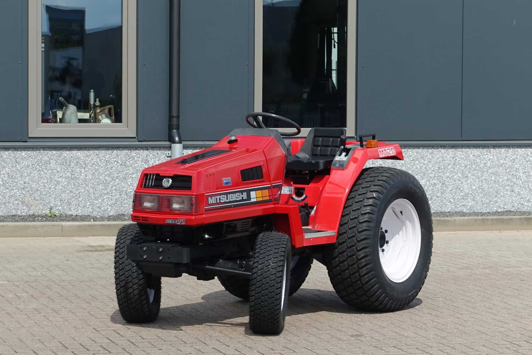 Mitsubishi MT20 4wd