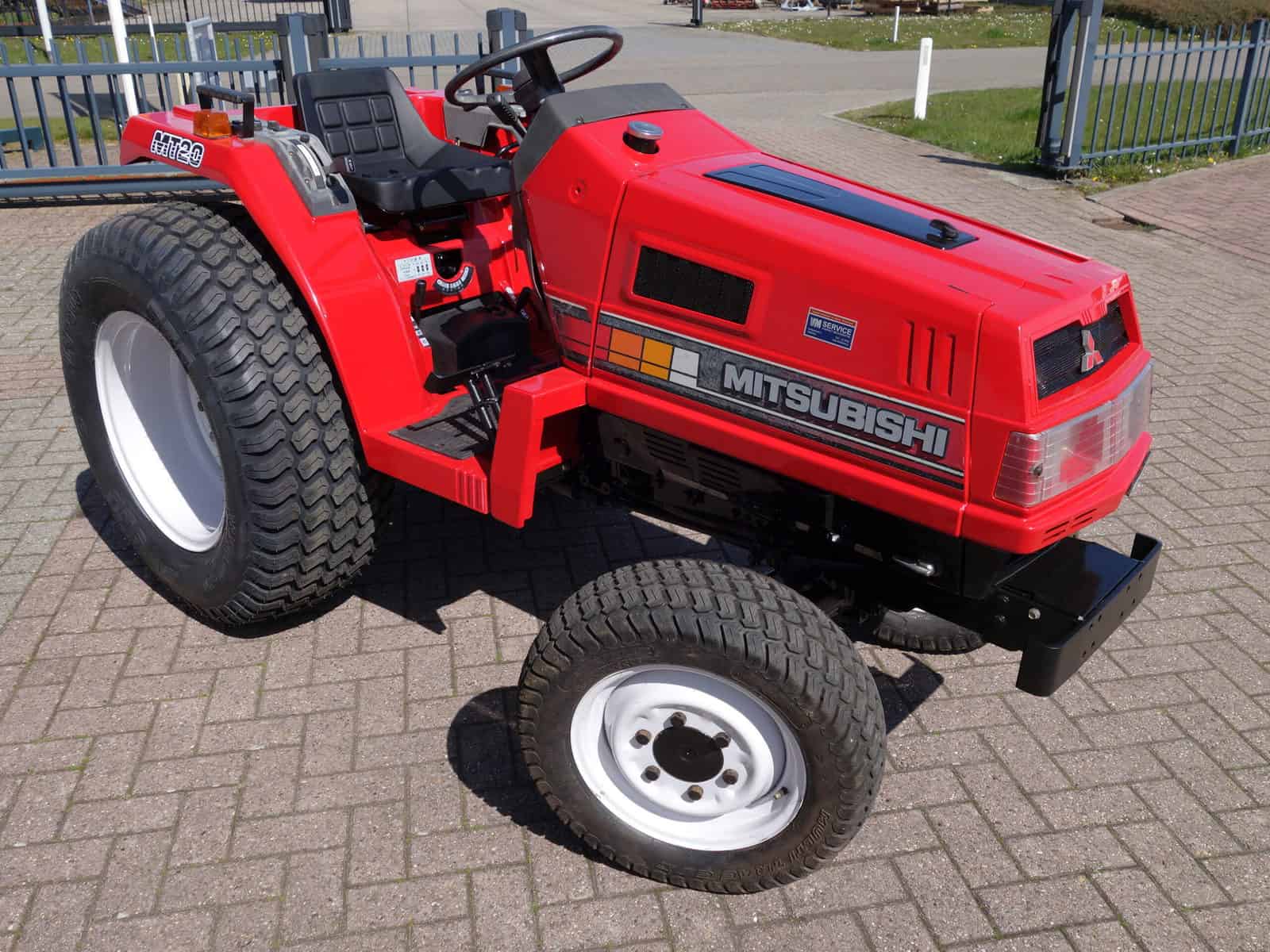 Mitsubishi MT20 4wd - Afbeelding 2