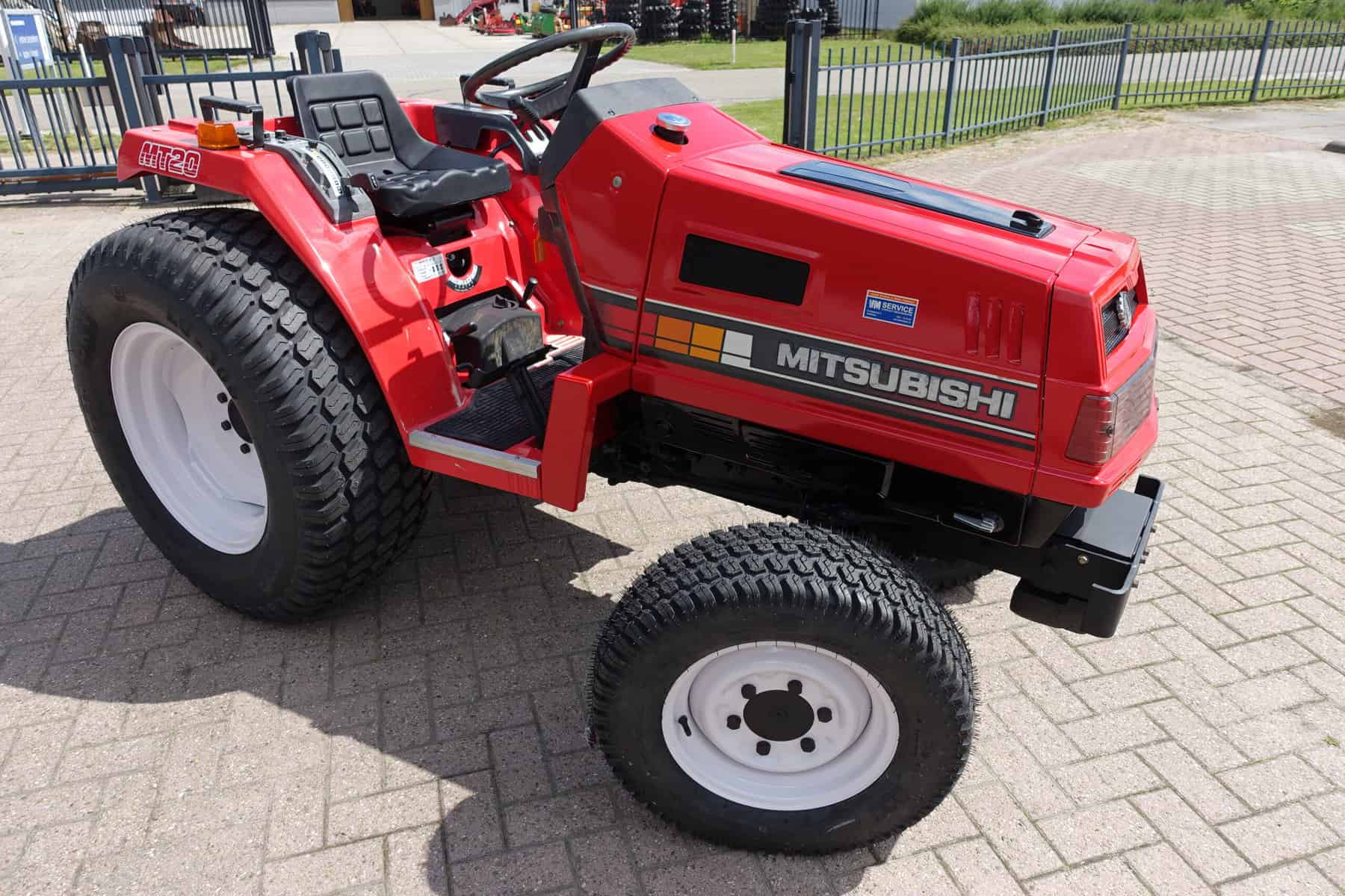 Mitsubishi MT20 4wd - Afbeelding 2