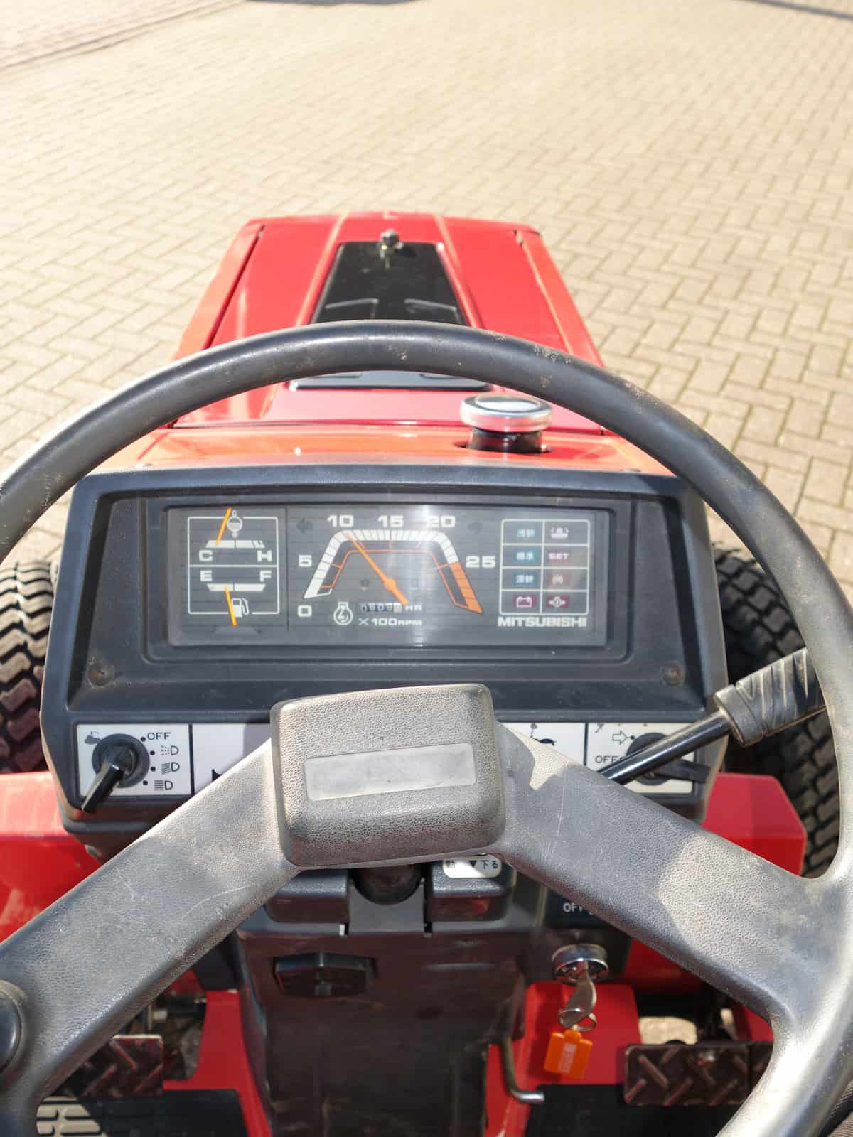 Mitsubishi MT20 4wd - Afbeelding 10