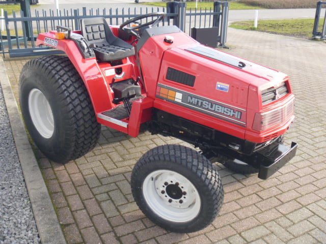 Mitsubishi MT20 4wd - Afbeelding 2