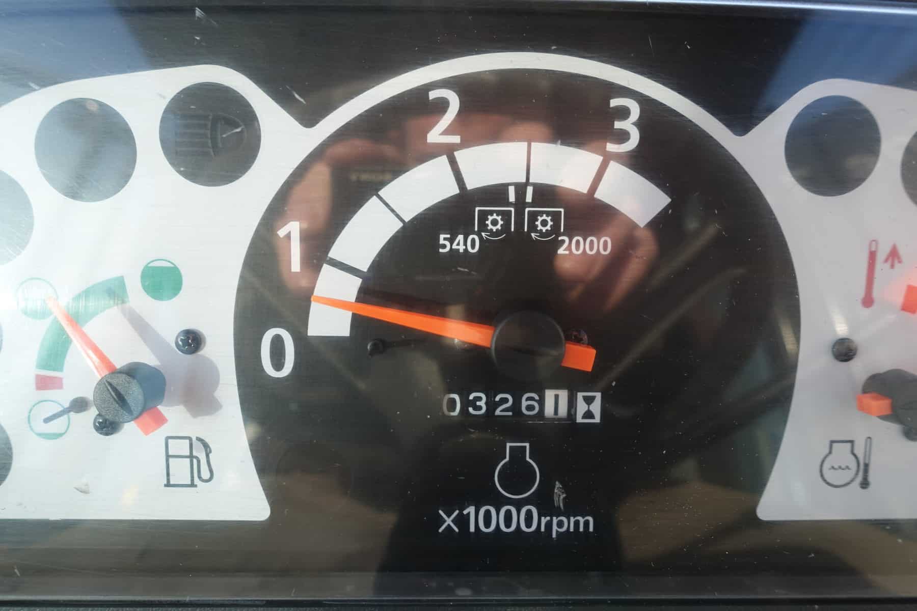 Mitsubishi MT36 4wd HST - Afbeelding 13