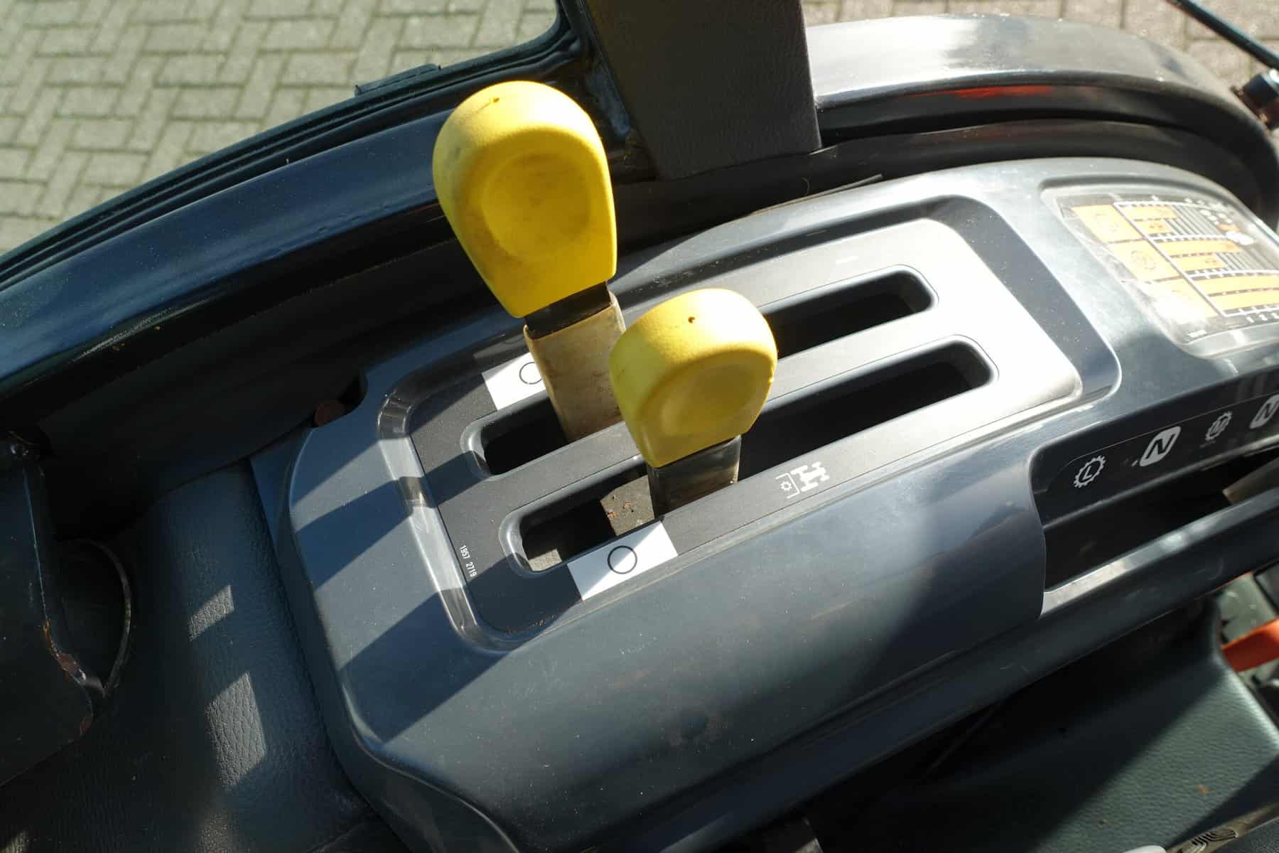 Mitsubishi MT36 4wd HST - Afbeelding 18