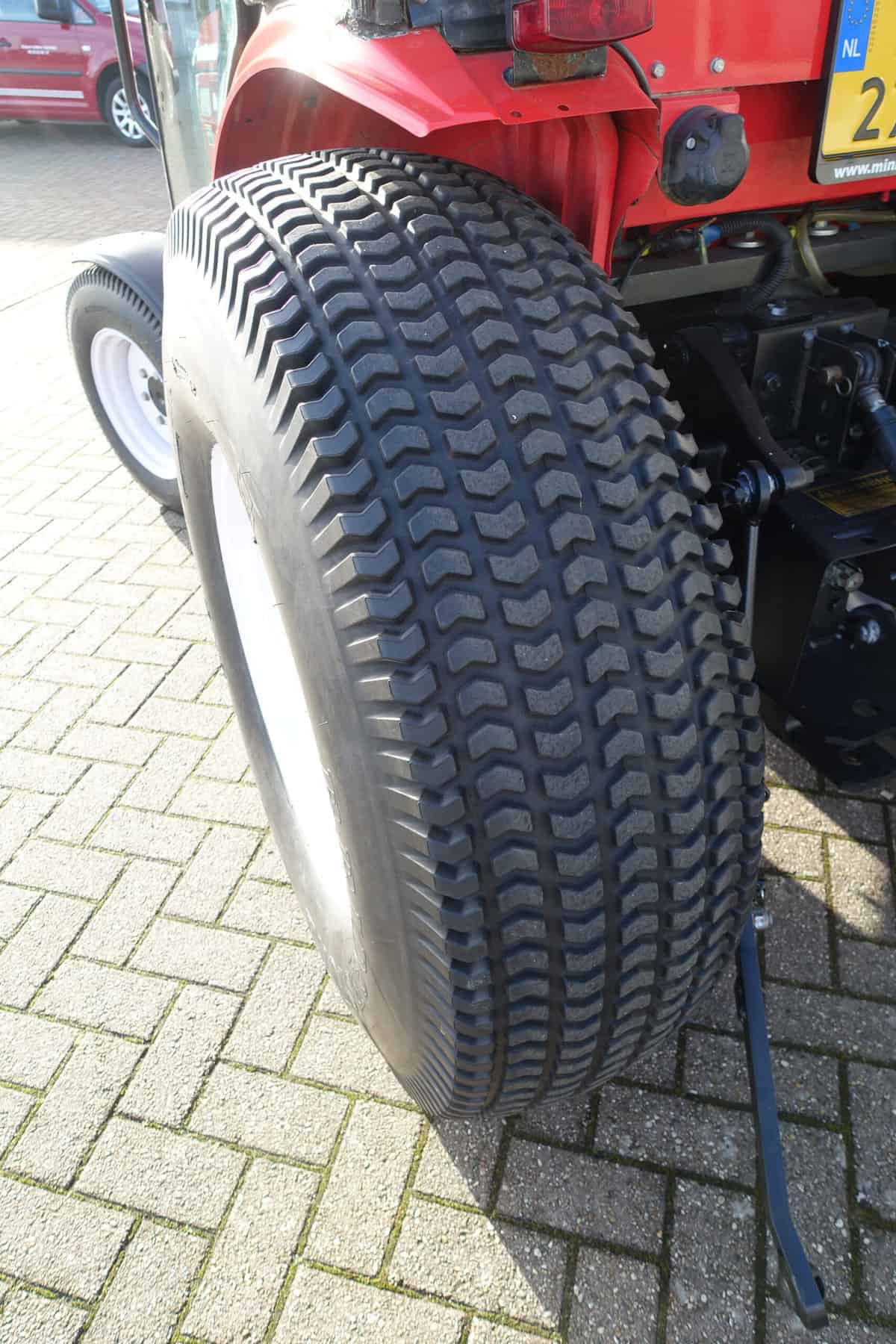 Mitsubishi MT36 4wd HST - Afbeelding 27