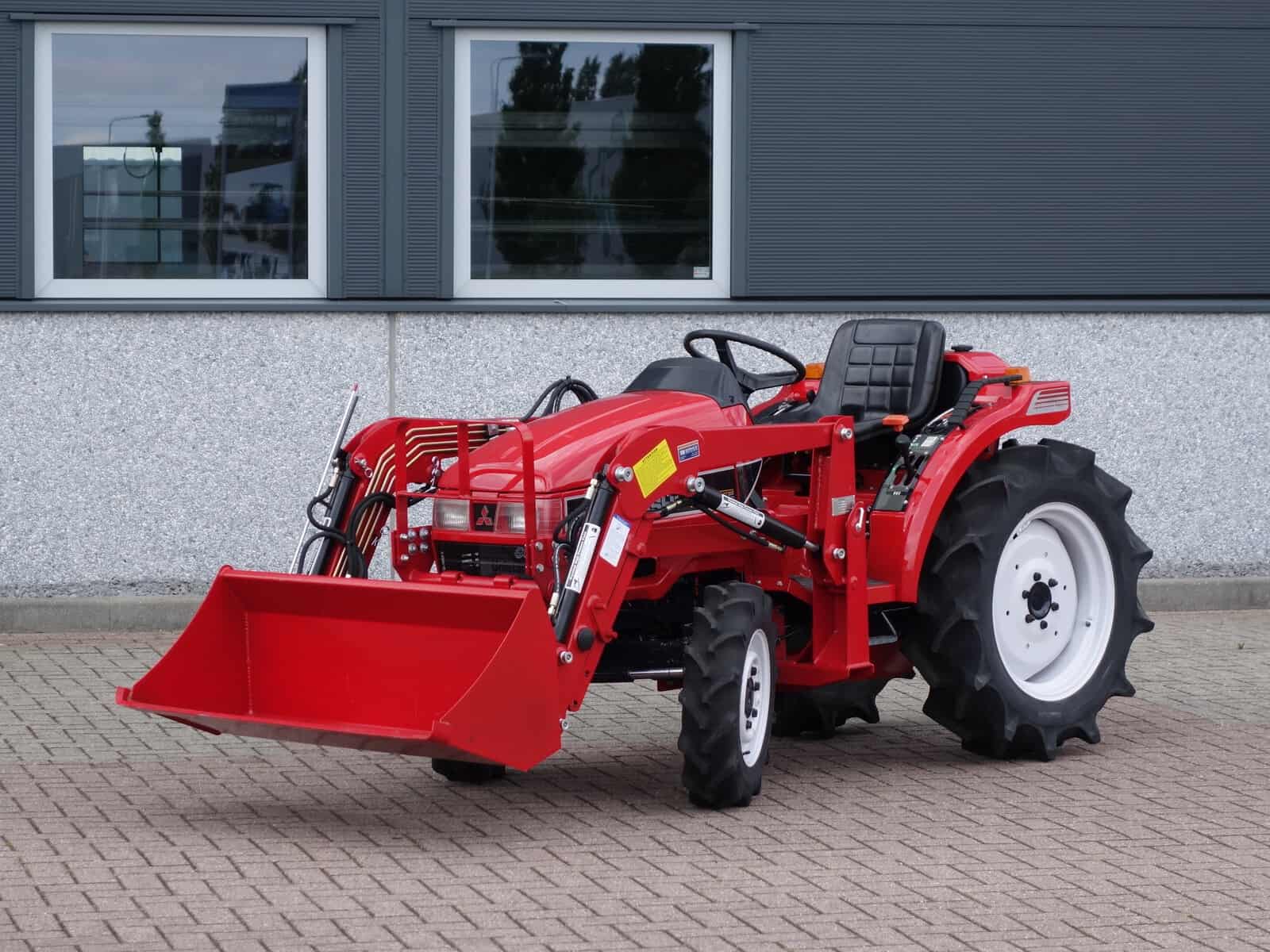 Mitsubishi MTX245 4wd