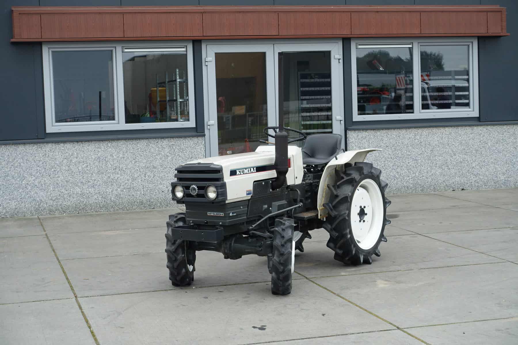 Mitsubishi ST1540 4wd