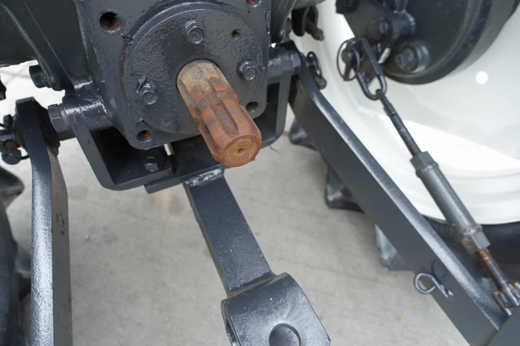 Mitsubishi ST1540 4wd - Afbeelding 14