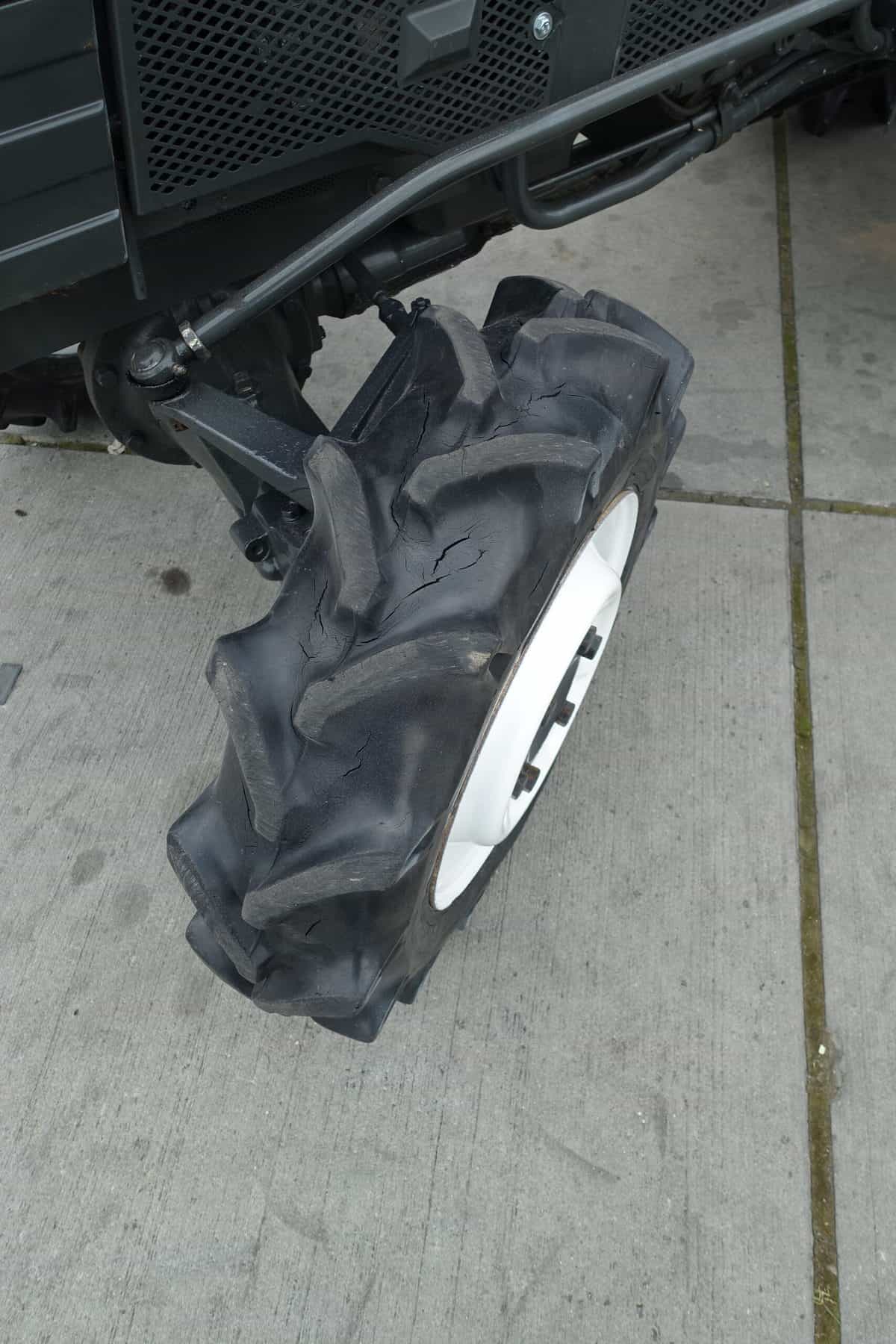 Mitsubishi ST1540 4wd - Afbeelding 16