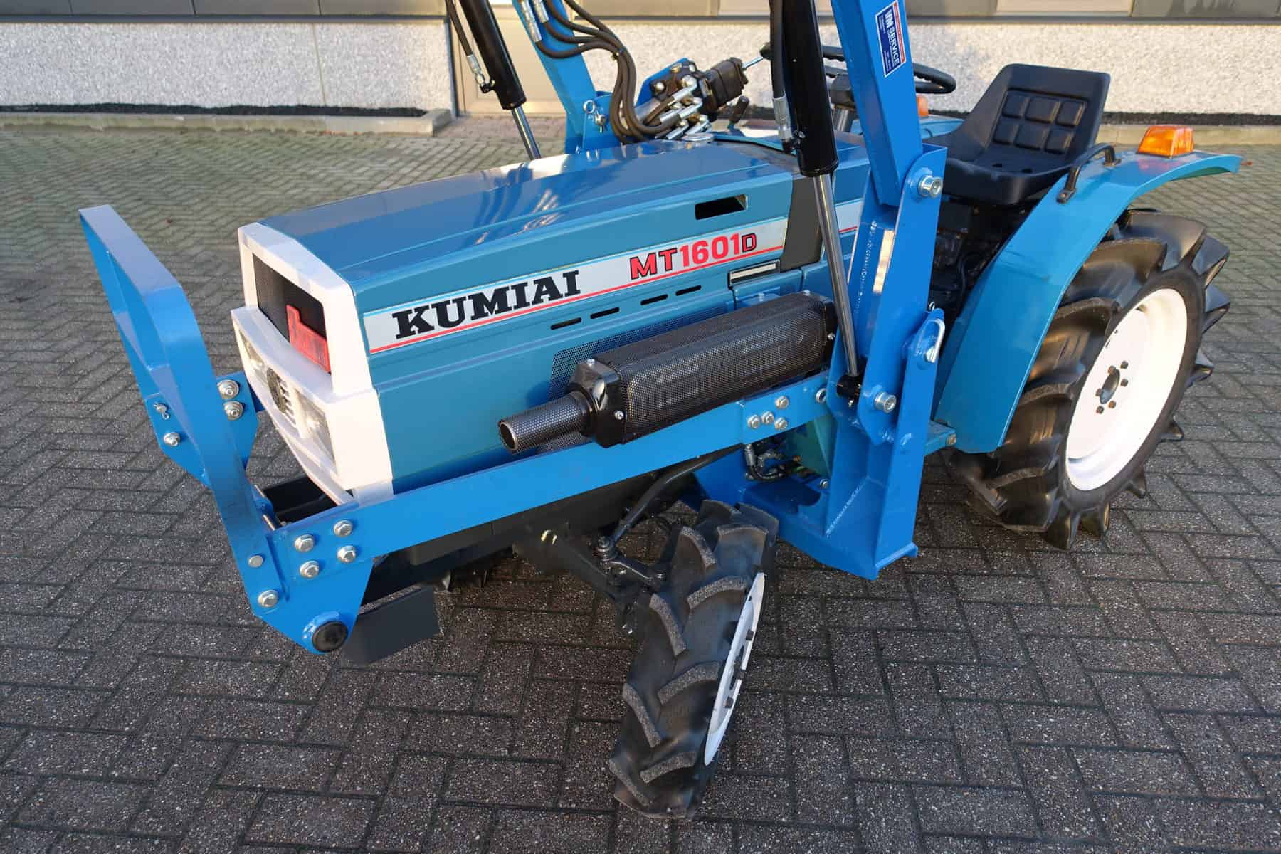 Mitsubsihi MT1601 4wd - Afbeelding 4