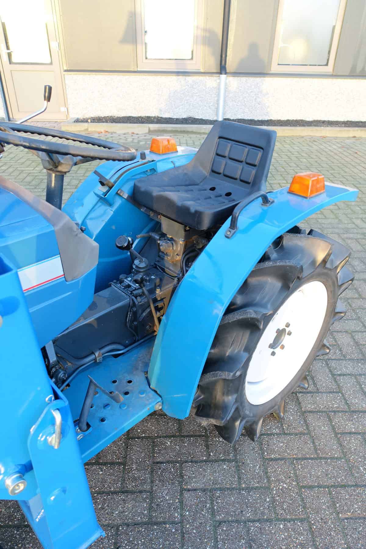 Mitsubsihi MT1601 4wd - Afbeelding 7