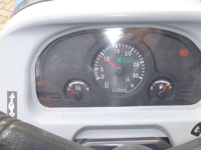 New Holland Boomer 30 4wd - Afbeelding 11