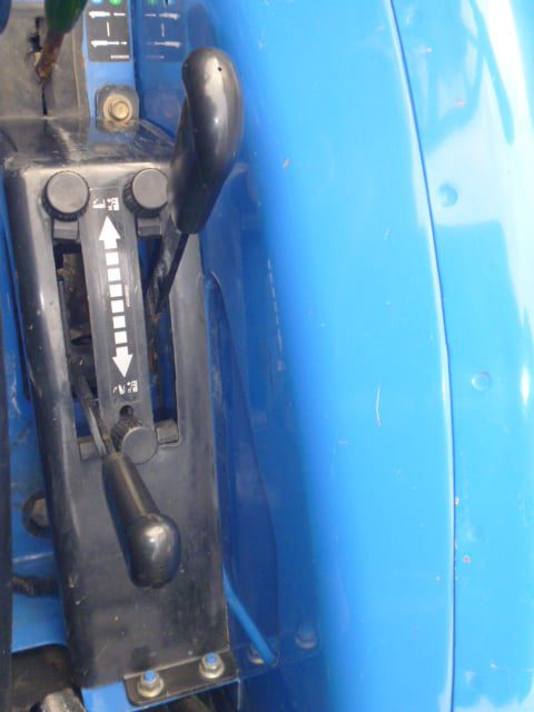 New Holland Boomer 30 4wd - Afbeelding 17