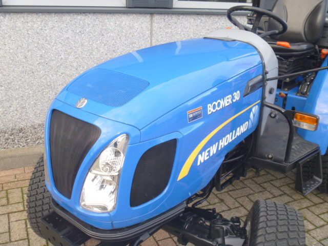 New Holland Boomer 30 4wd - Afbeelding 4