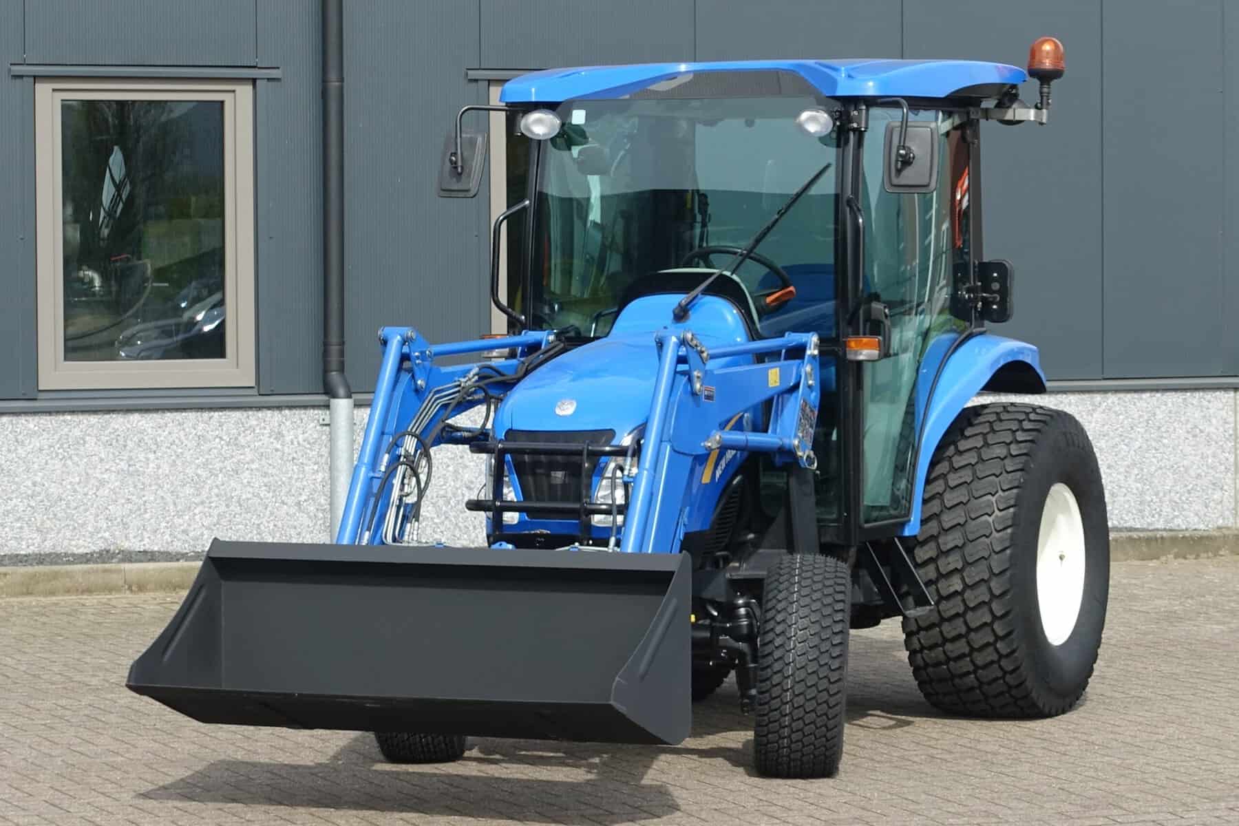 New Holland 3050 4wd CVT