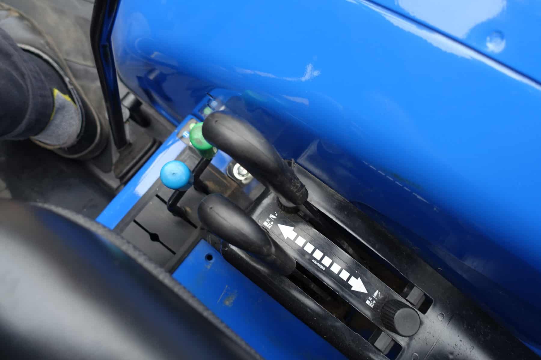 New Holland Boomer 50 - Afbeelding 15