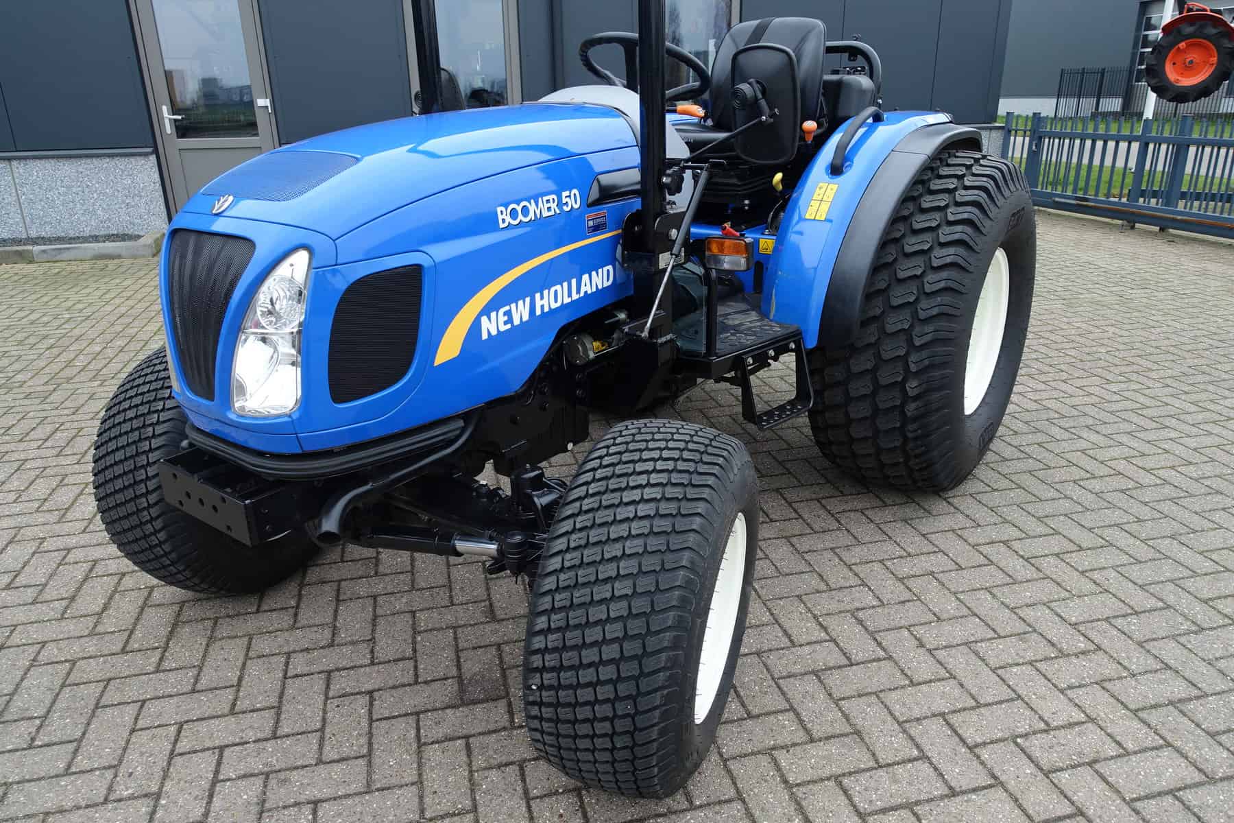 New Holland Boomer 50 - Afbeelding 4