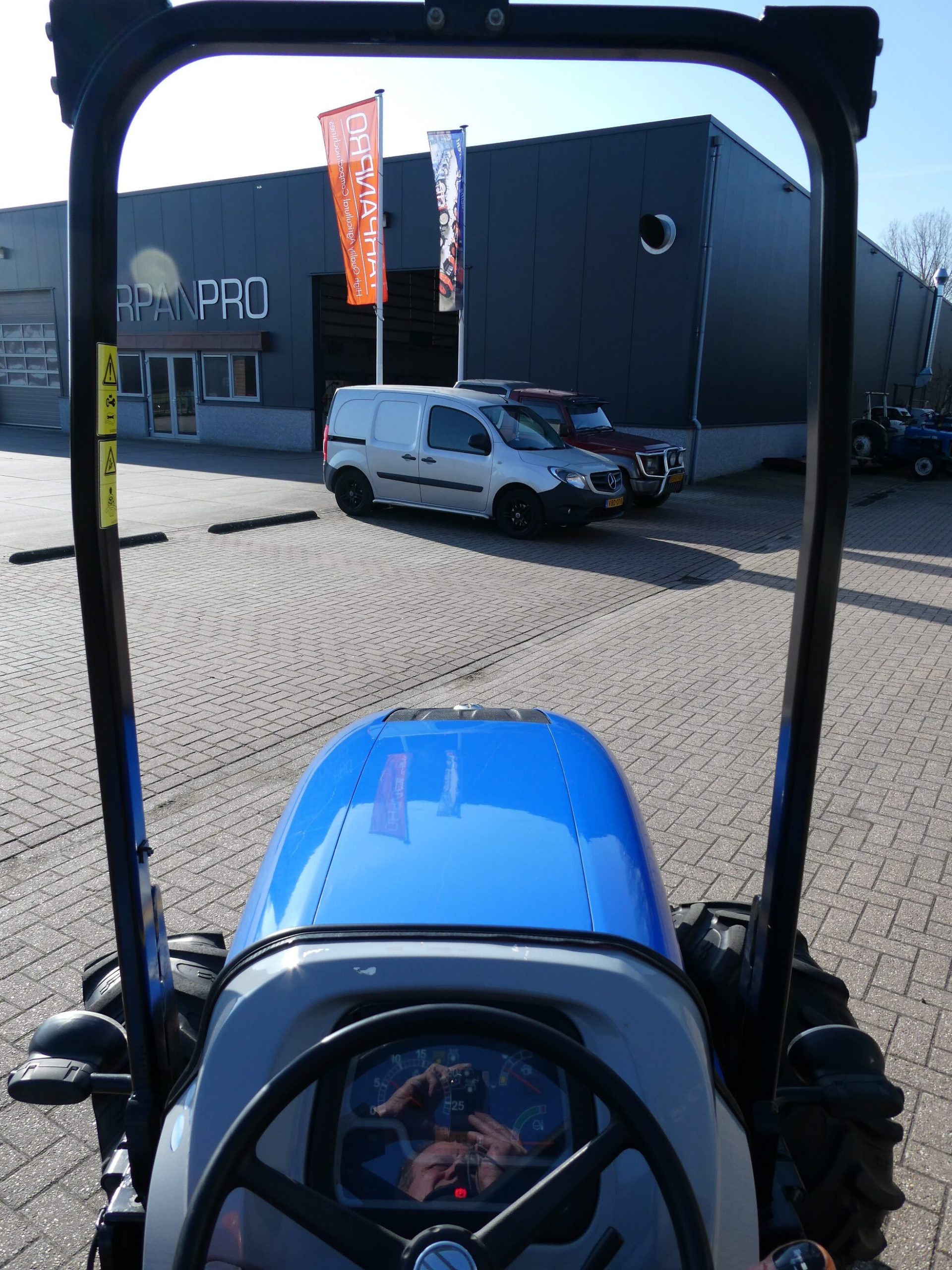 New Holland T3.65F 4wd - Afbeelding 13