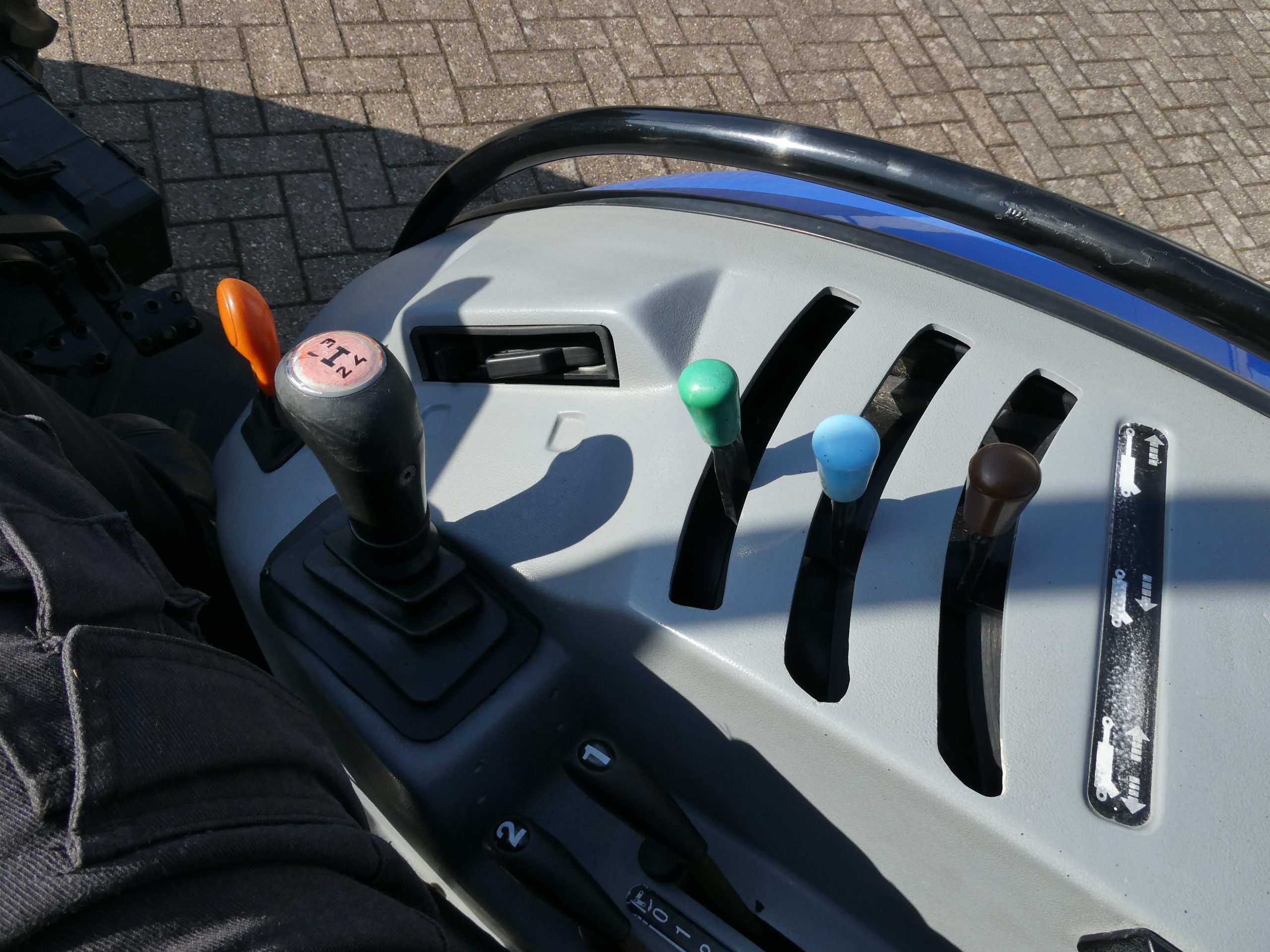 New Holland T3.65F 4wd - Afbeelding 19