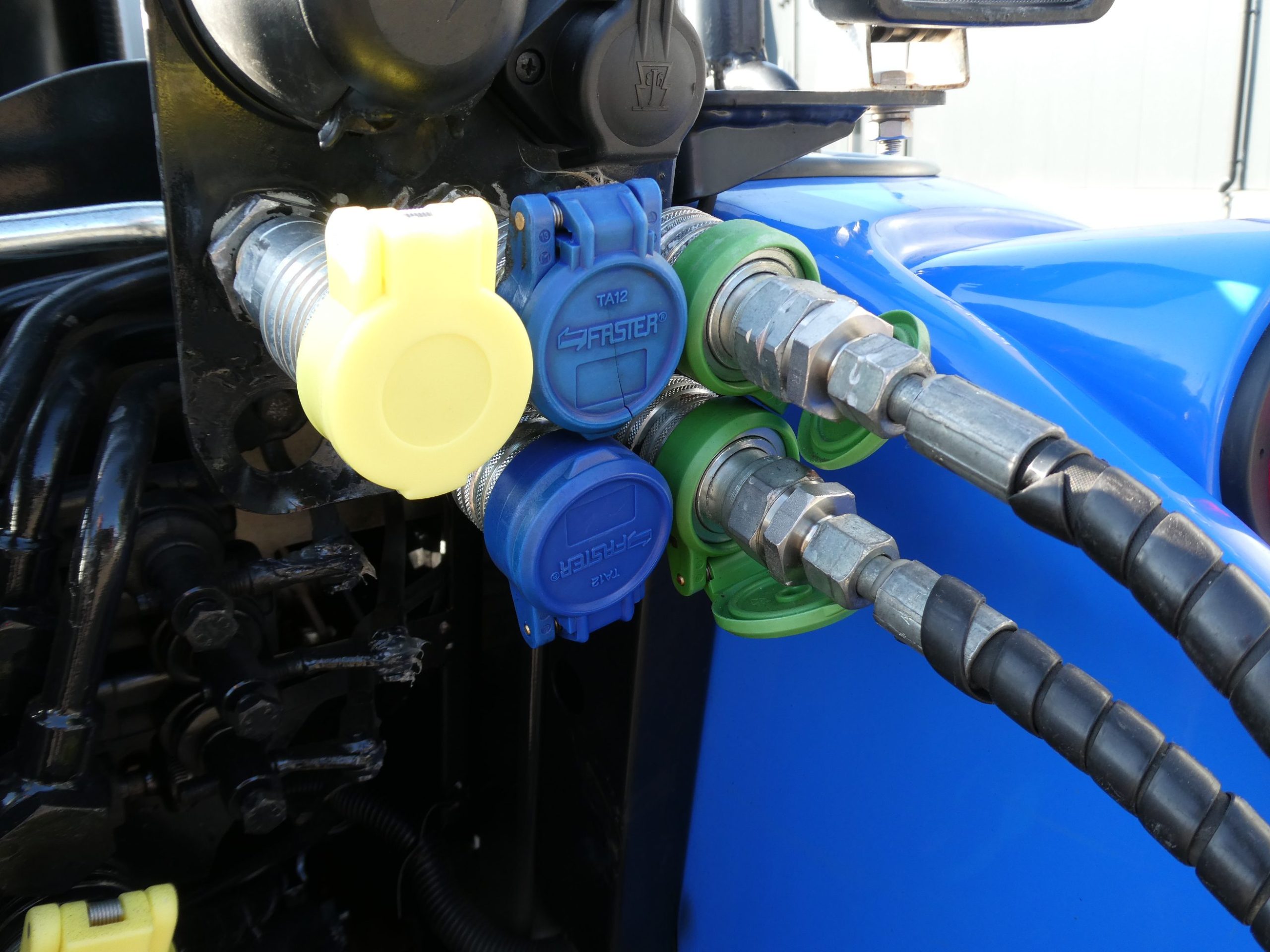 New Holland T3.65F 4wd - Afbeelding 28