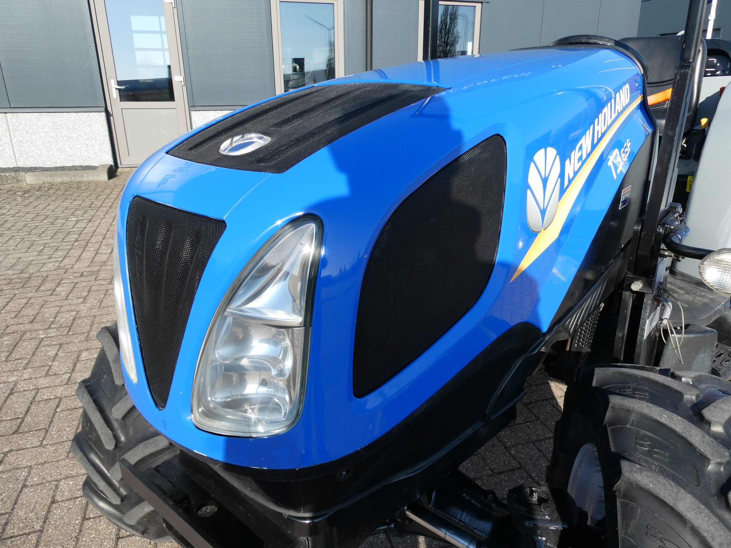 New Holland T3.65F 4wd - Afbeelding 5