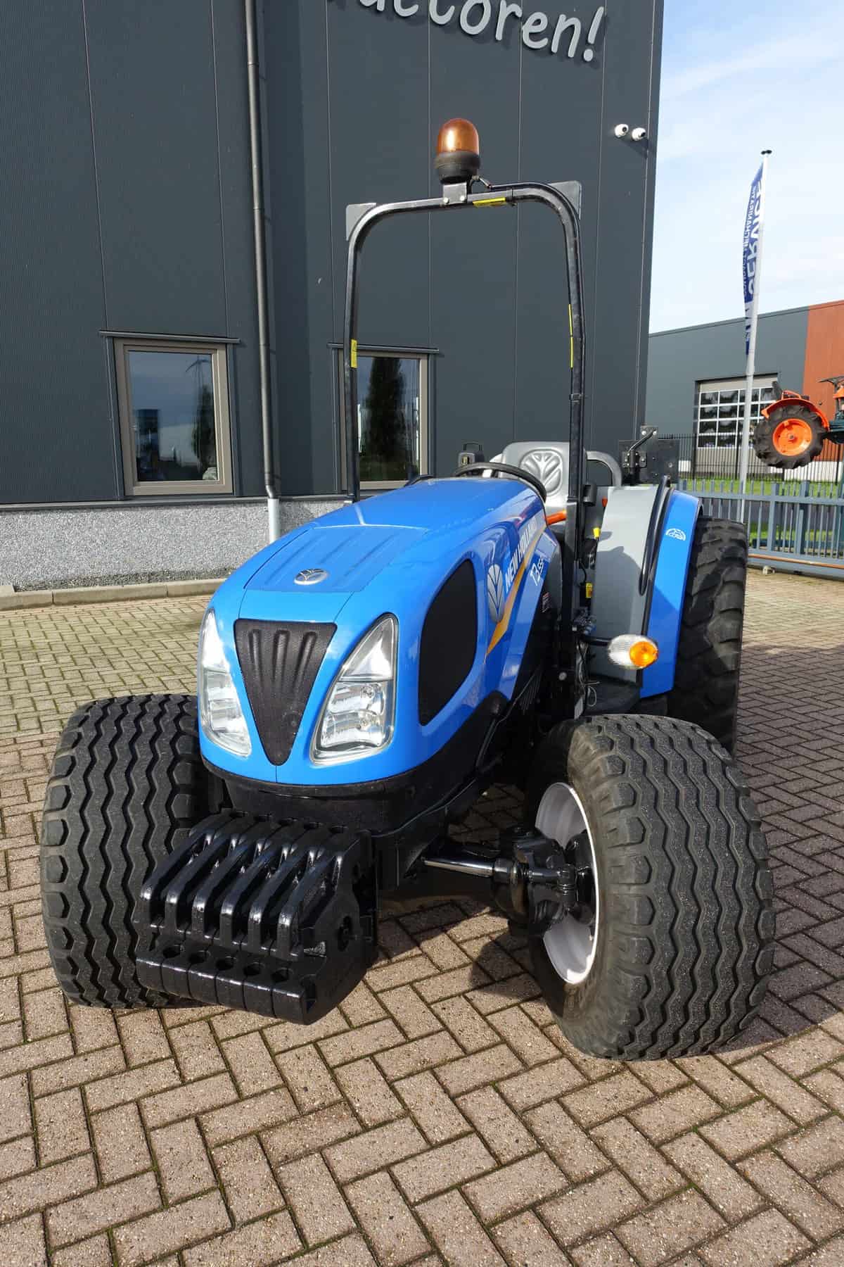 New Holland T3.55F 4wd - Afbeelding 4