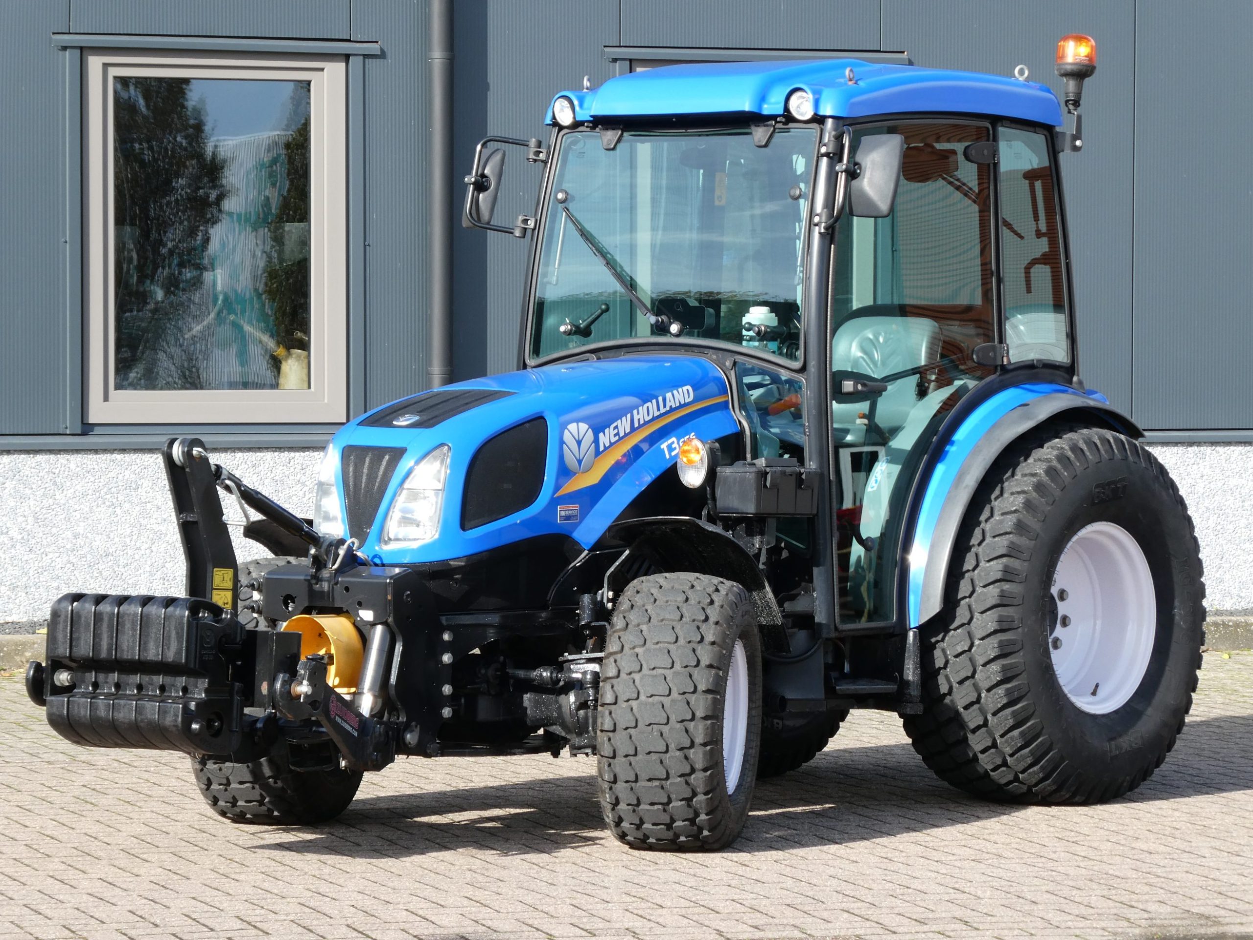 New Holland T3.65F 4wd