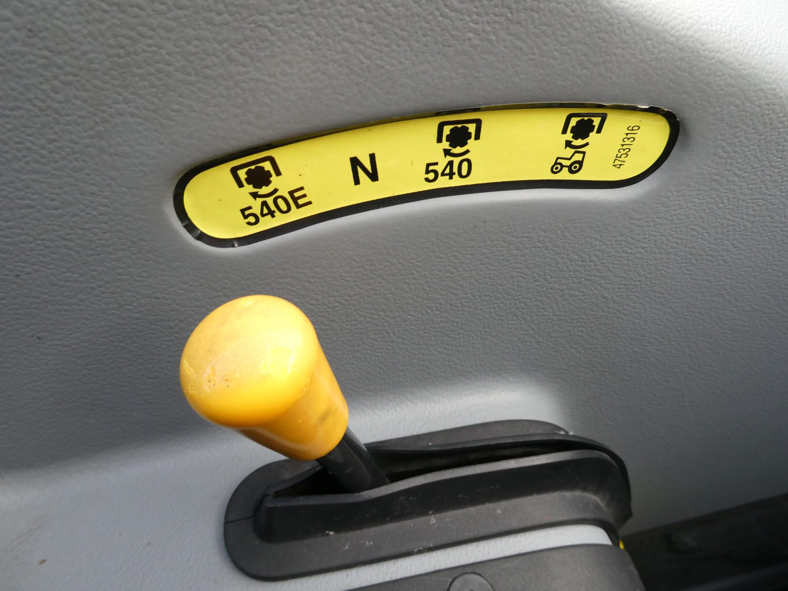 New Holland T3.65F 4wd - Afbeelding 24