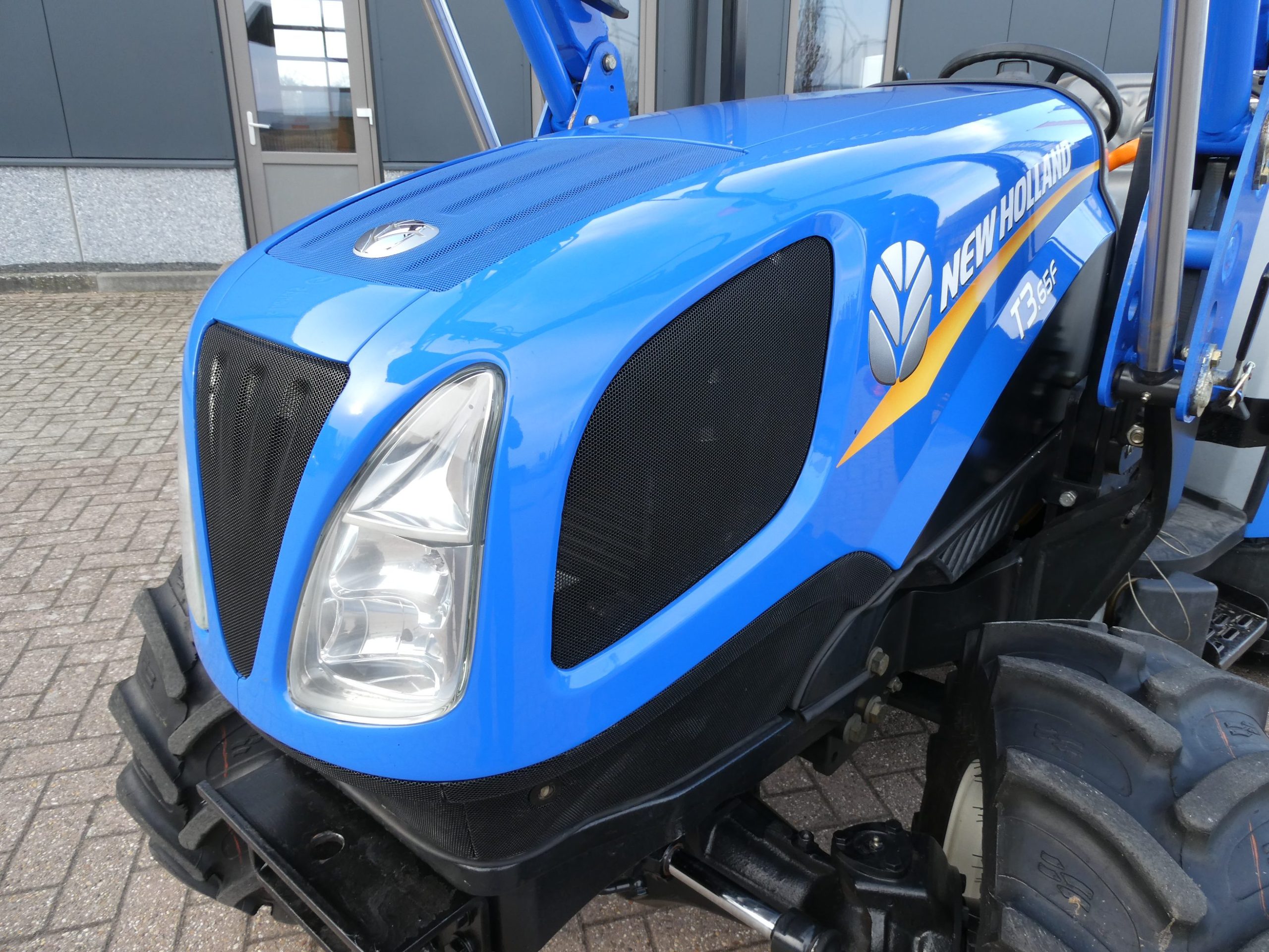 New Holland T3.65F 4wd - Afbeelding 8