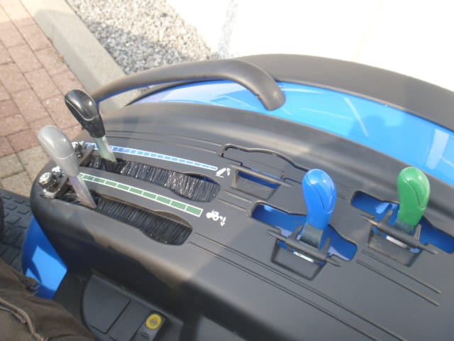 New Holland T3030 4wd - Afbeelding 15