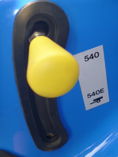 New Holland T3030 4wd - Afbeelding 16