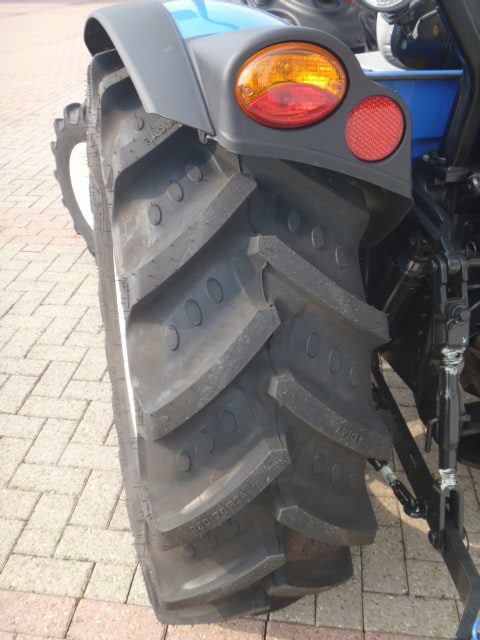 New Holland T3030 4wd - Afbeelding 27