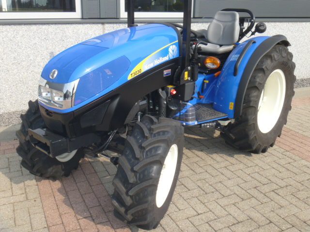 New Holland T3030 4wd - Afbeelding 3