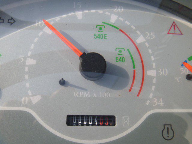 New Holland T3030 4wd - Afbeelding 9