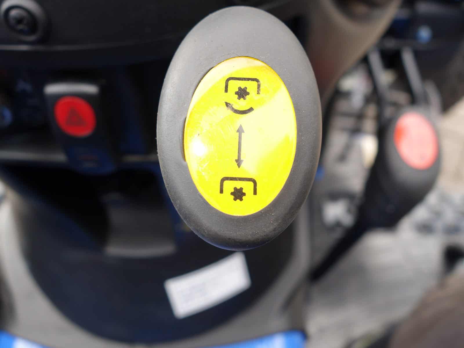 New Holland T3030 4wd - Afbeelding 14