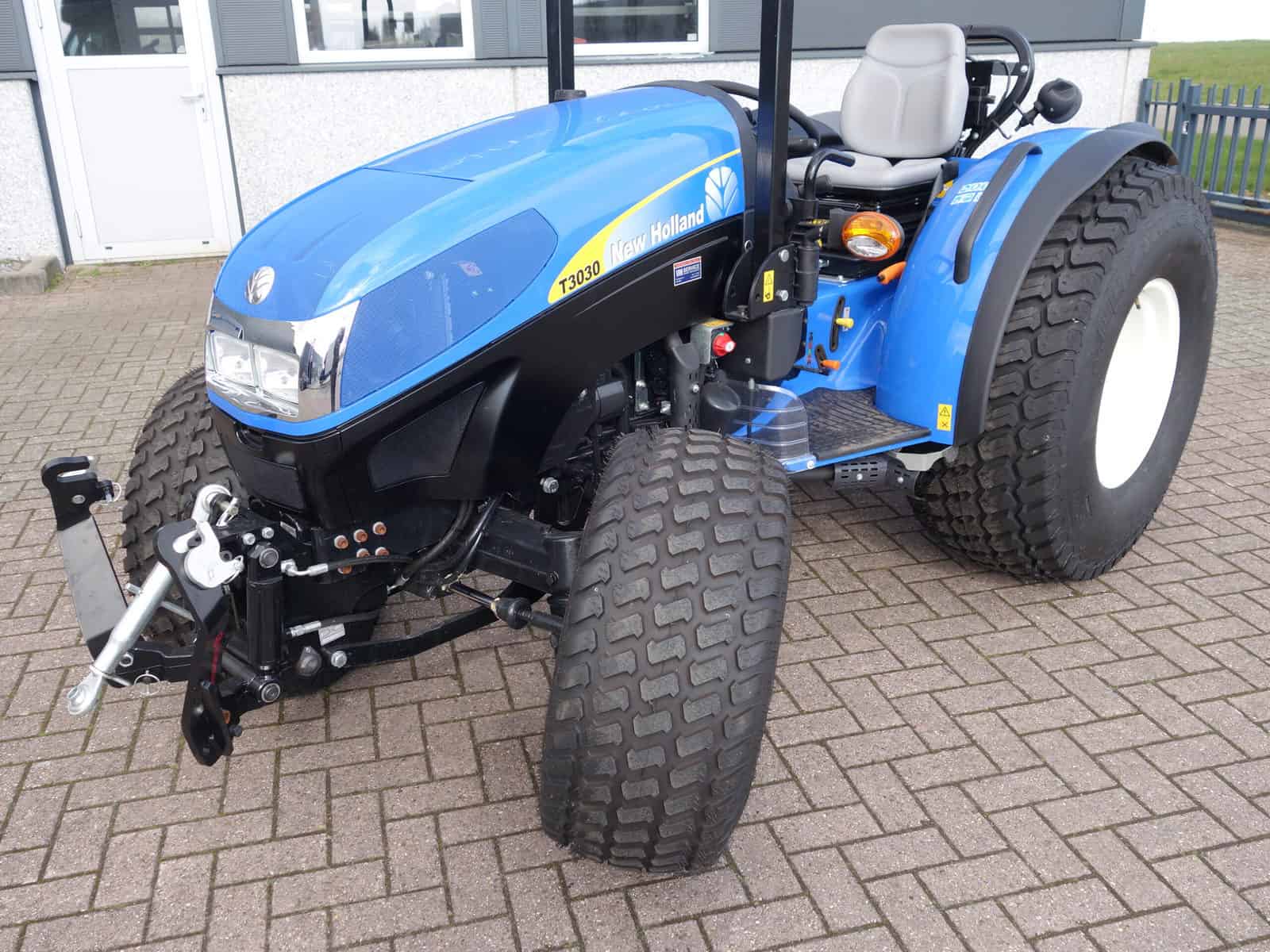 New Holland T3030 4wd - Afbeelding 4