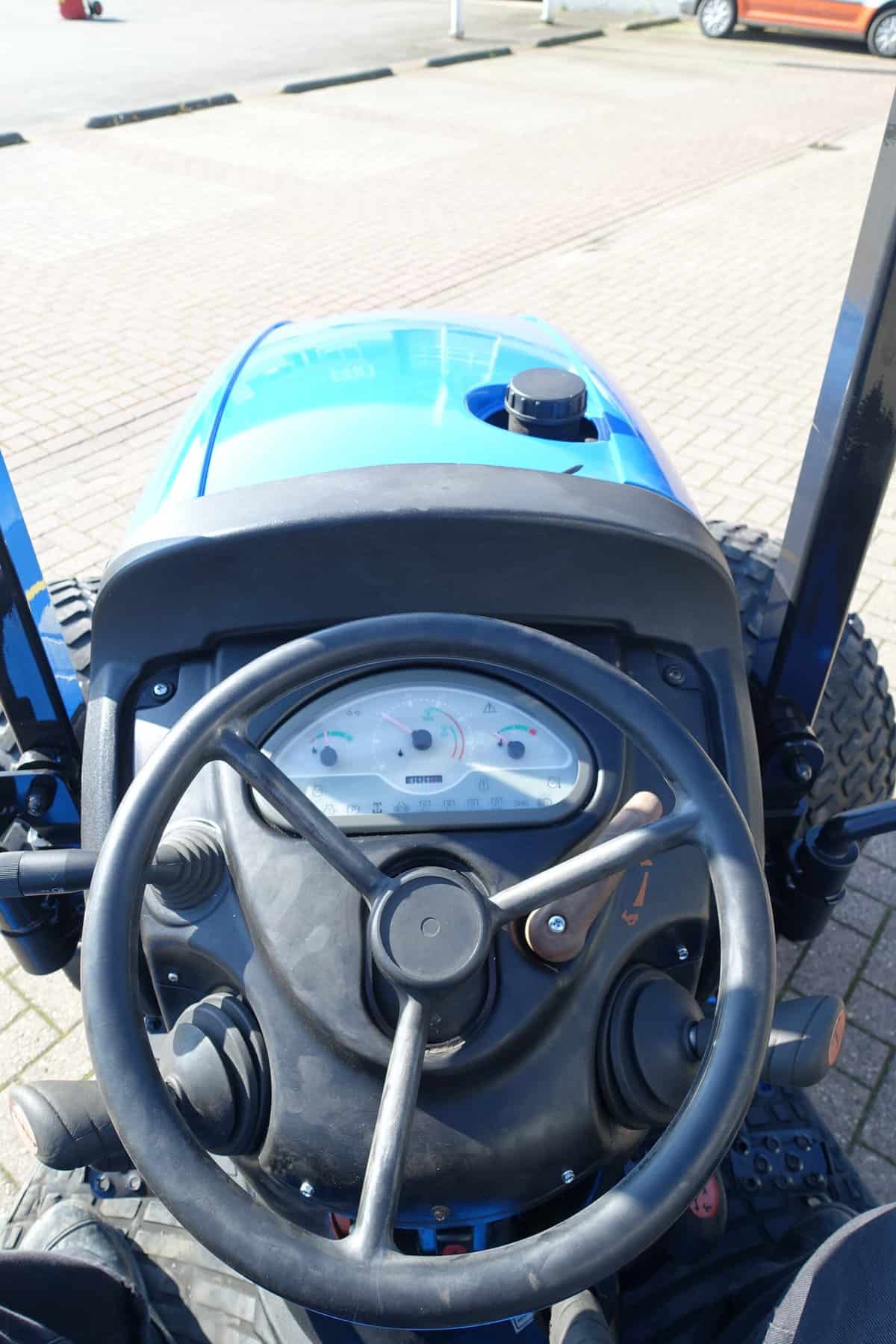 New Holland T3030 4wd - Afbeelding 13