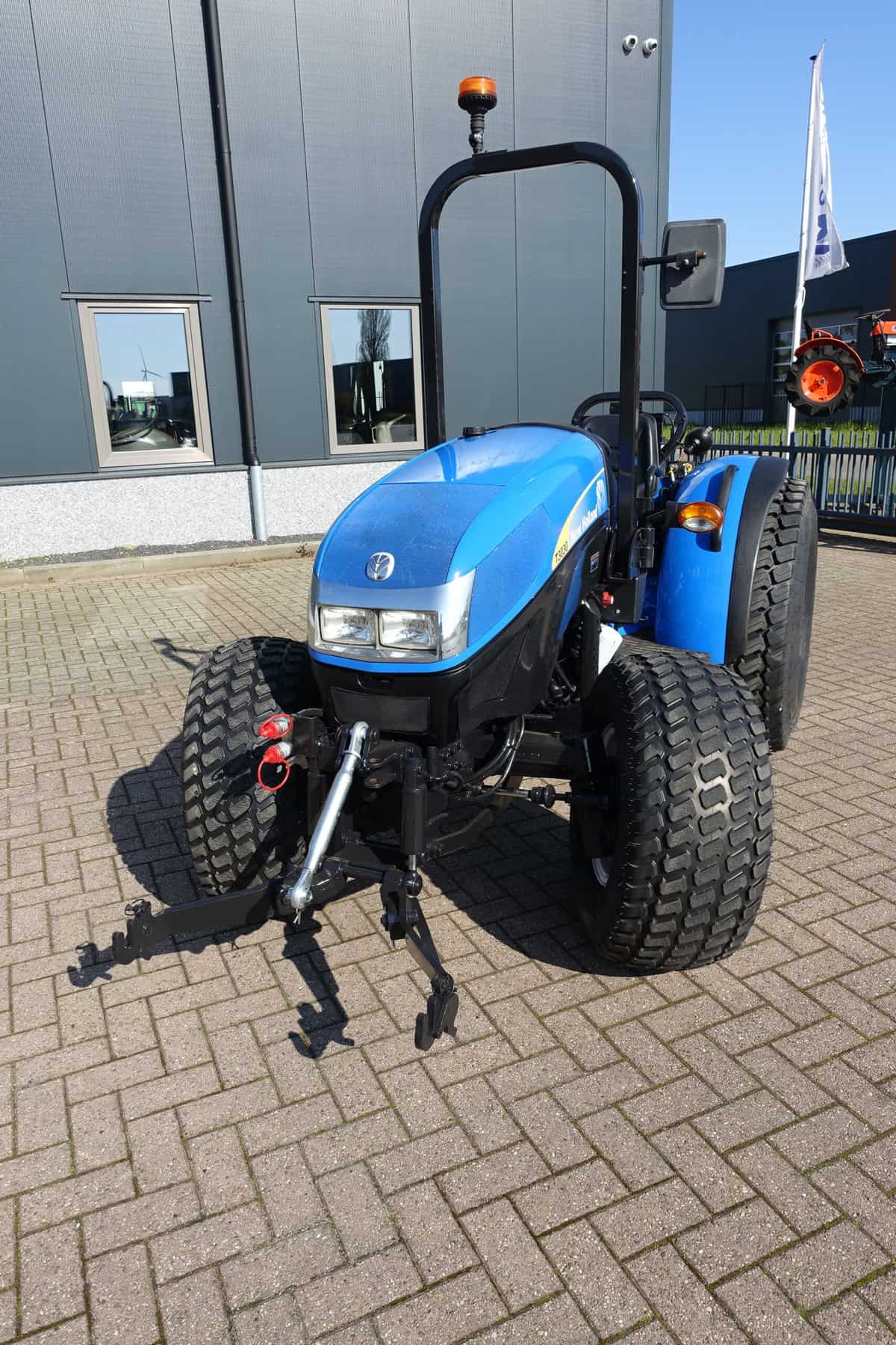 New Holland T3030 4wd - Afbeelding 4