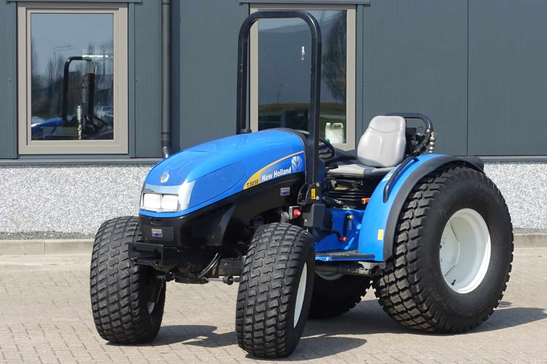 New Holland T3030 4wd