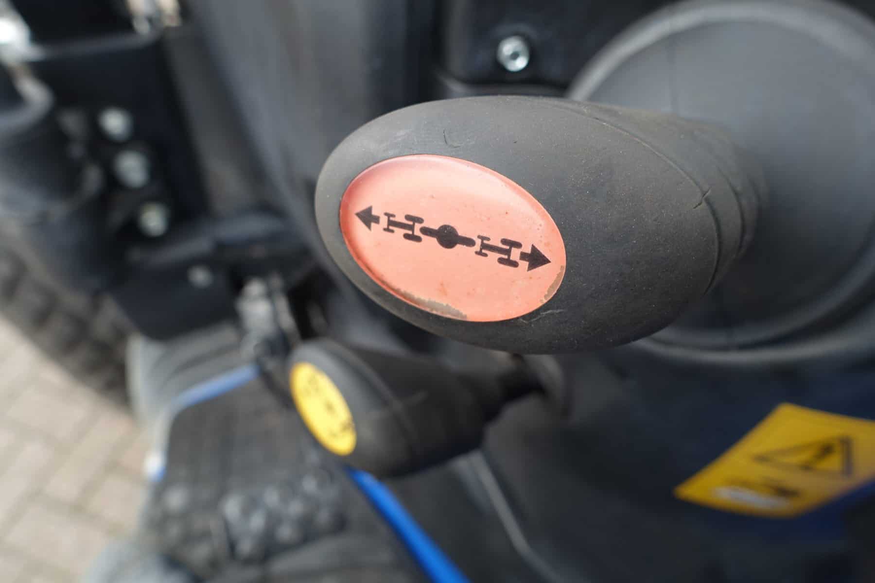 New Holland T3030 4wd - Afbeelding 14