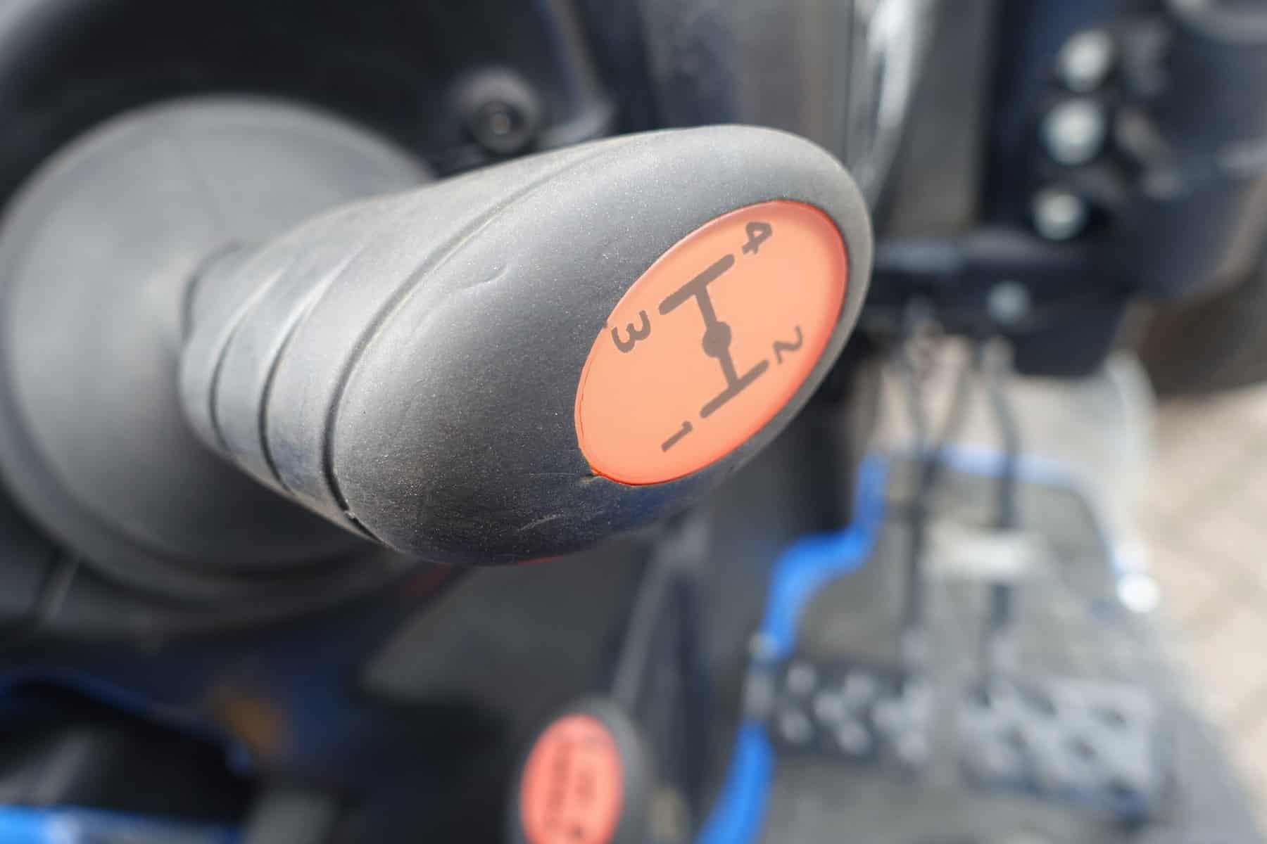 New Holland T3030 4wd - Afbeelding 15