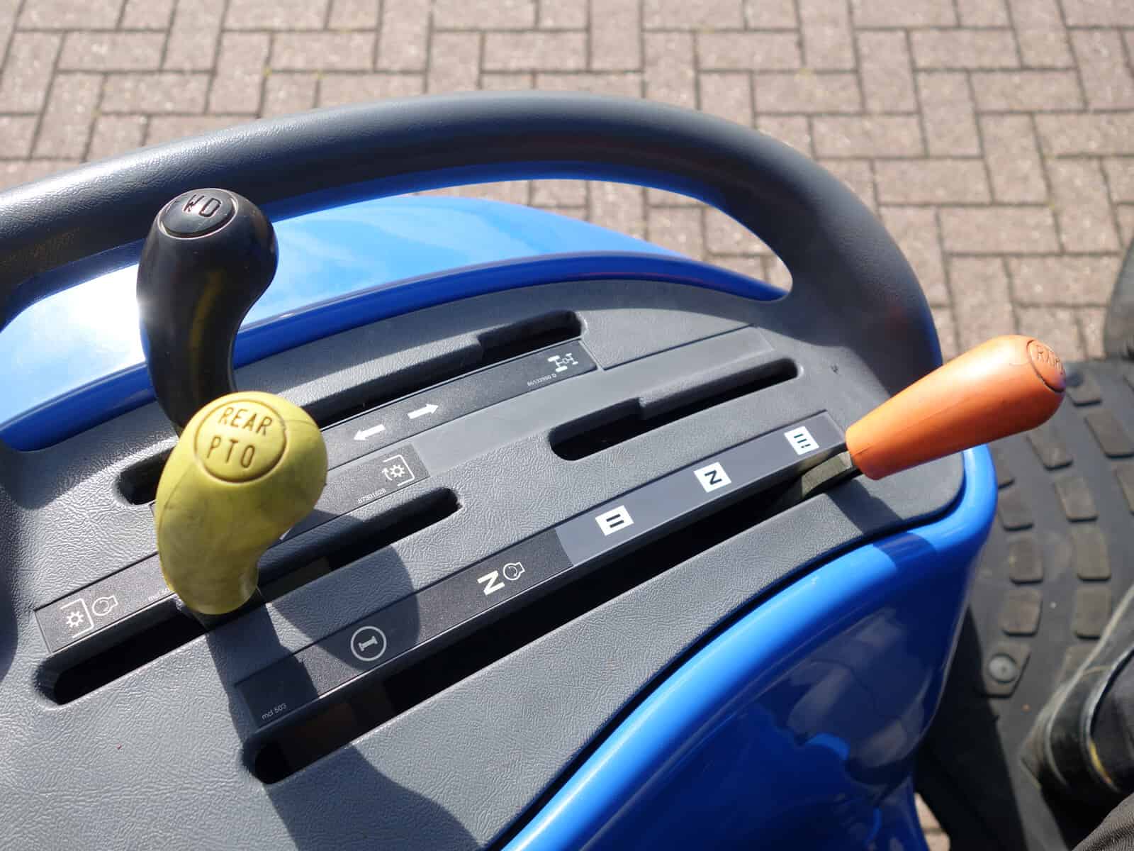 New Holland TC31 4wd - Afbeelding 11